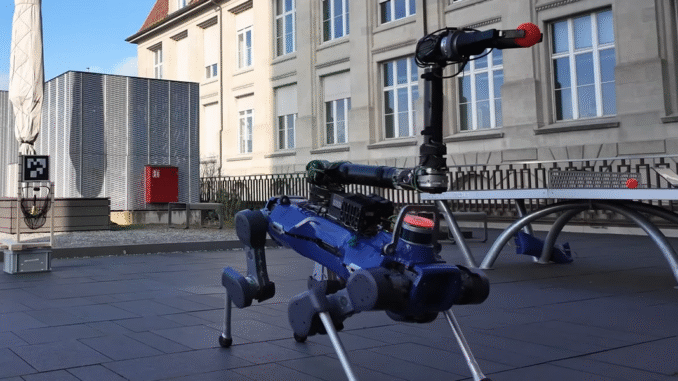 Watch a Robot Arm Thrower, Curiosity's New Terrain, and more