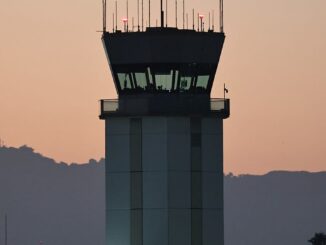 Air traffic control shortages add to U.S. flight delays, FAA says