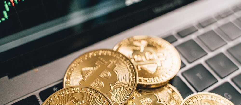 US Spot Bitcoin ETFs Log $1.79 Billion Weekly Net Outflows