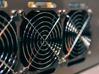 Zcash Hashrate Goes Vertical as $870 ZEC Price Wakes ASIC Giants