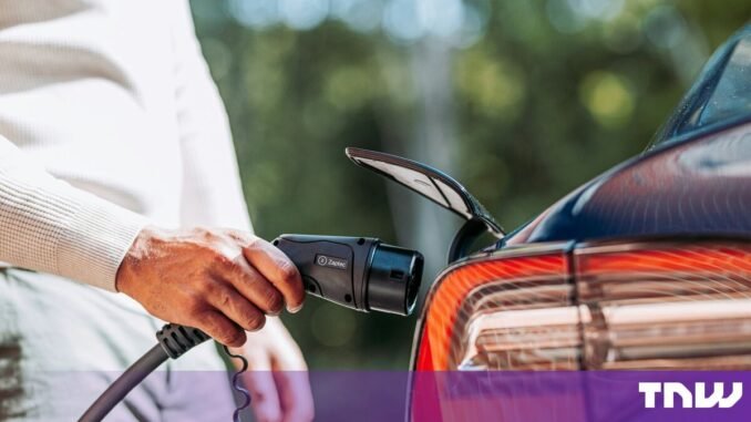 Seattle will let residents pick spots for 200 curbside EV chargers